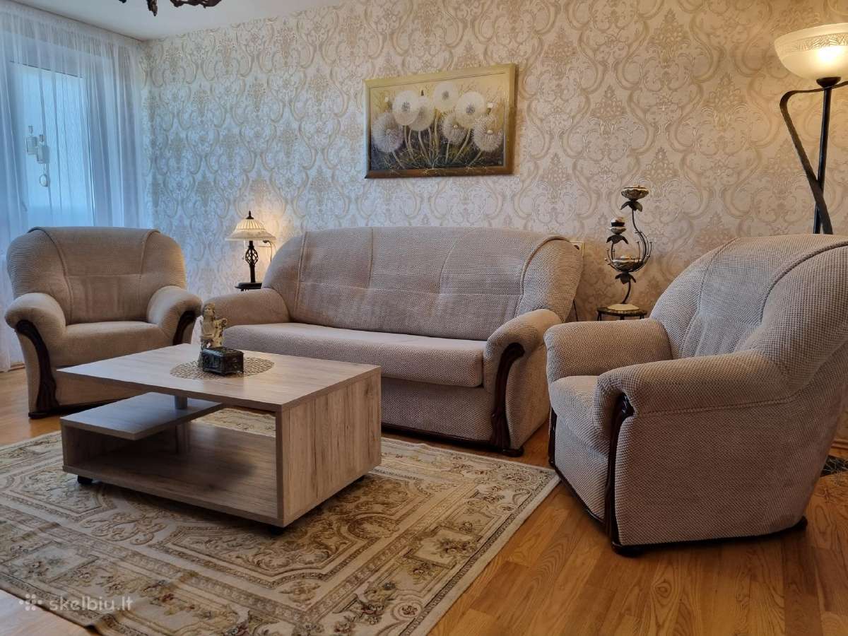 Sofa ir foteliai 3+1+1 bei staliukas. Komplektas - nuotraukos Nr. 2