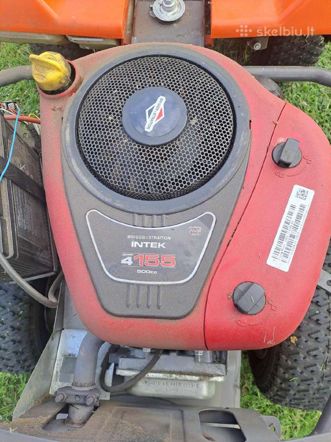 Traktoriukas zolepjove Husqvarna R216 raideris - nuotraukos Nr. 4