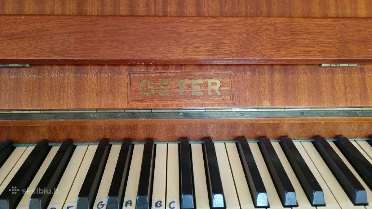Pianinas Geyer - nuotraukos Nr. 2