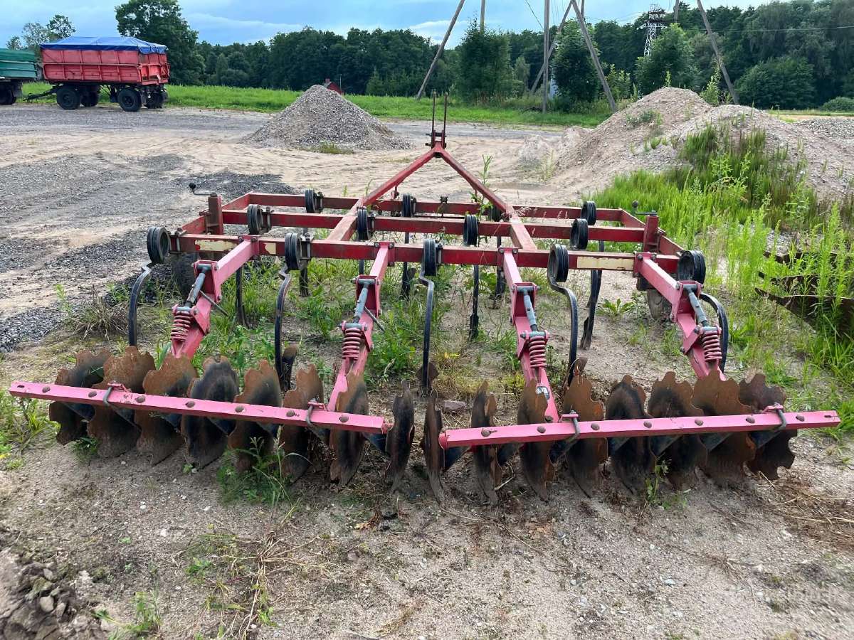 Noraginis skutikas - nuotraukos Nr. 3