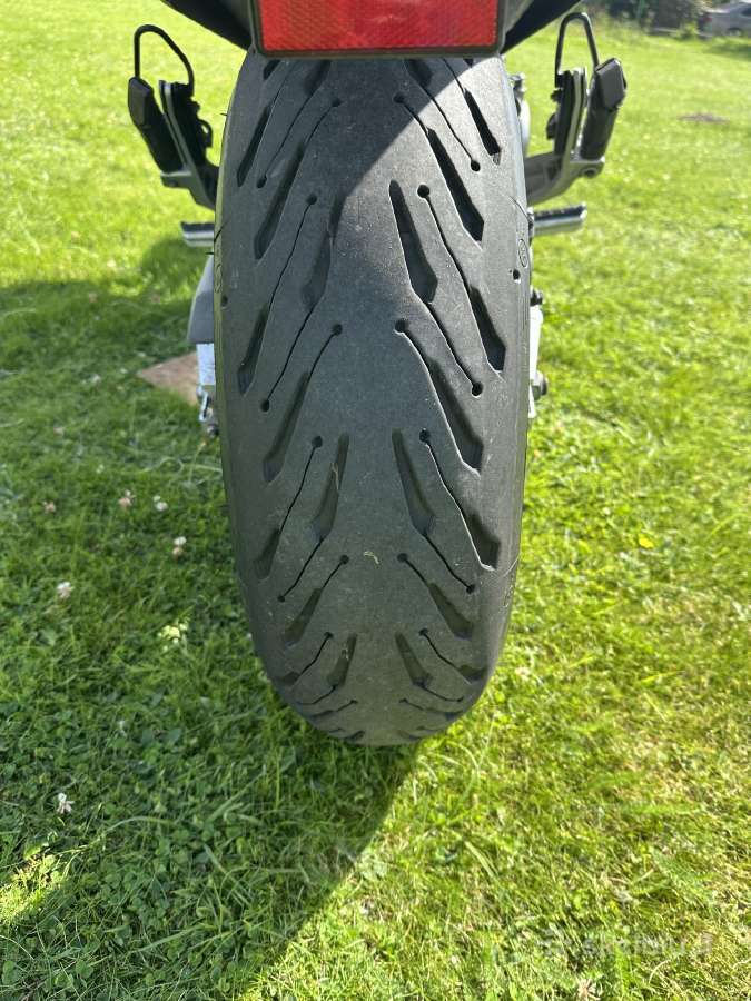 Honda Hornet 919 - nuotraukos Nr. 6