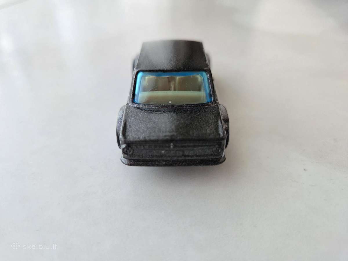 Hot Wheels bmw 2002 rinkinys - nuotraukos Nr. 6