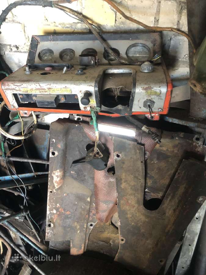 Mtz-82 ,pradetas Ardyti Dalimis - nuotraukos Nr. 7