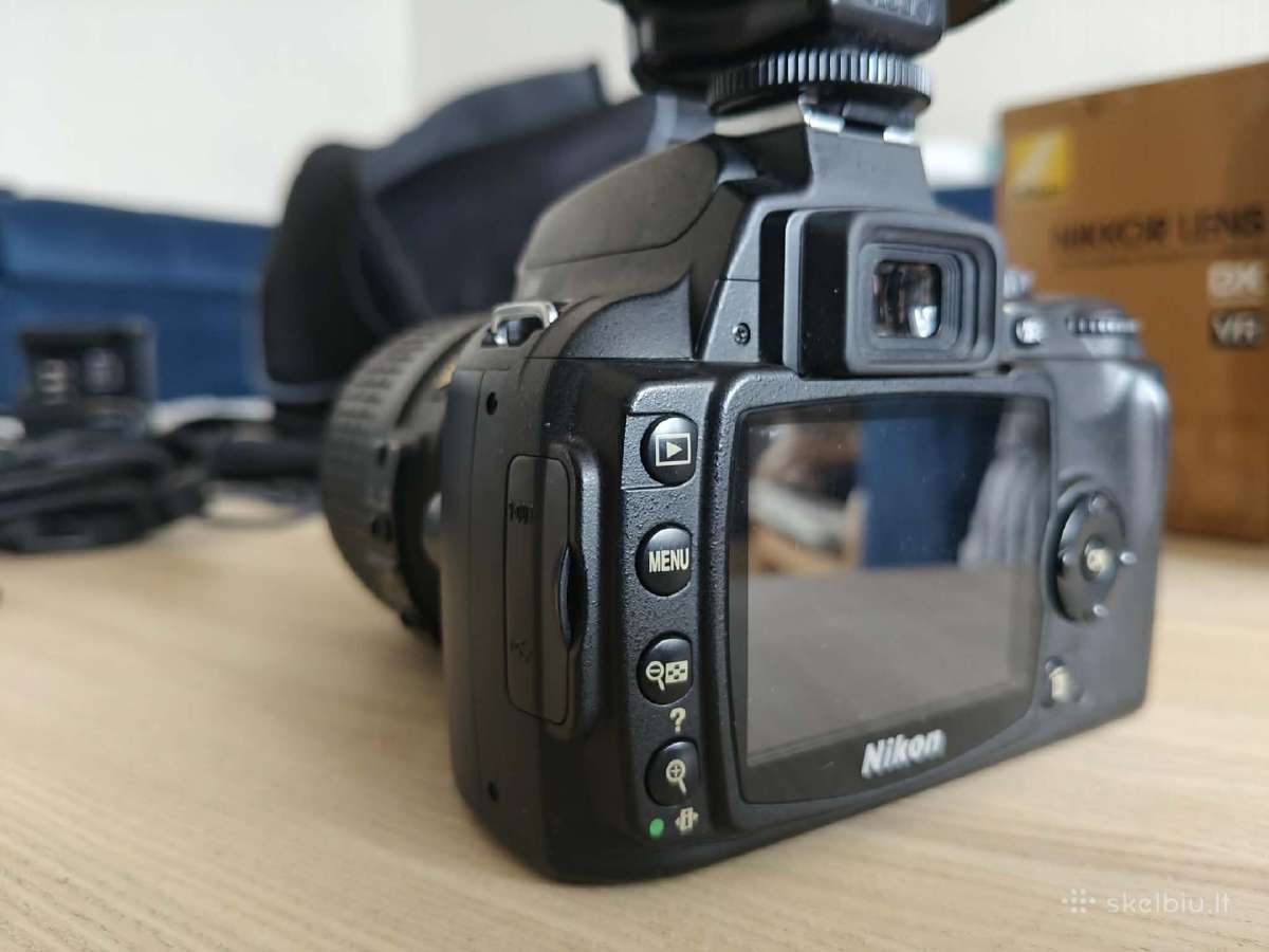 Nikon D40x su Nikon blykste ir daug priedu - nuotraukos Nr. 14