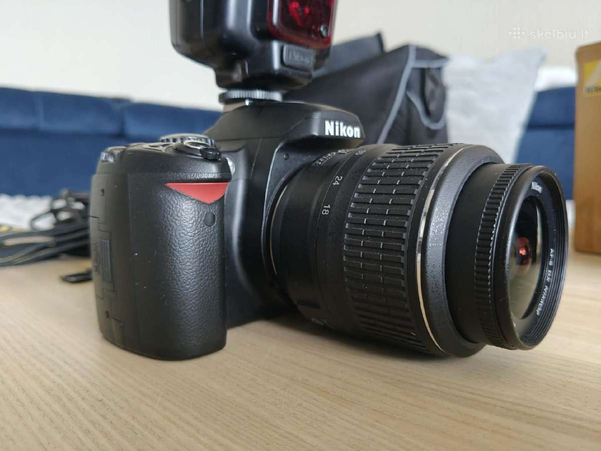 Nikon D40x su Nikon blykste ir daug priedu - nuotraukos Nr. 15