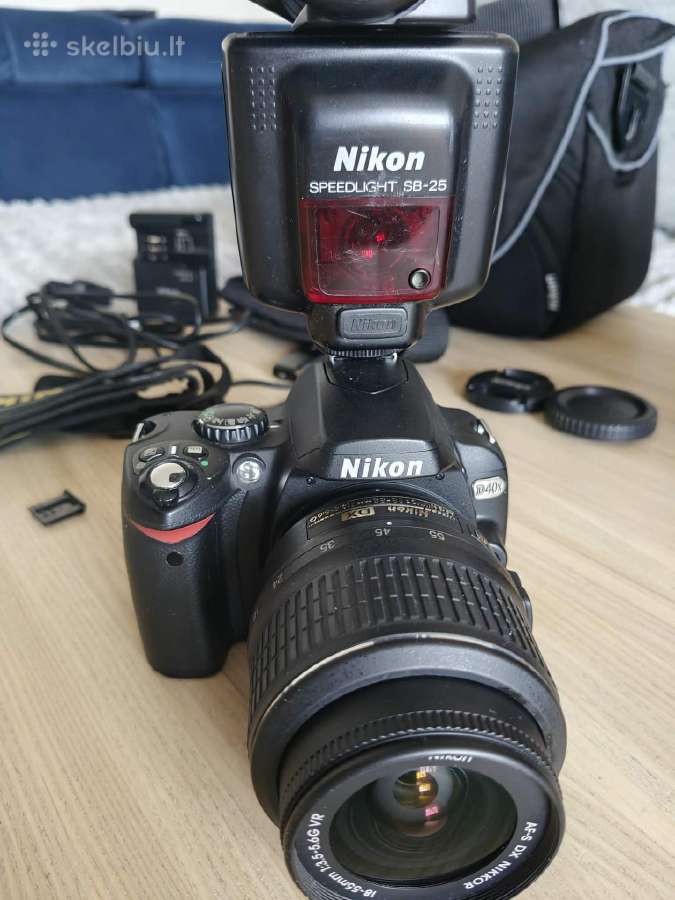 Nikon D40x su Nikon blykste ir daug priedu - nuotraukos Nr. 19