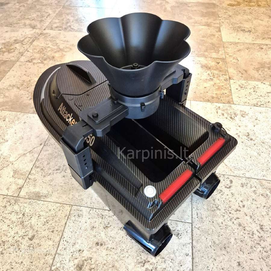 Attacker XT 550, GPS 116tšk, Echolotas,barstytuvas - nuotraukos Nr. 12