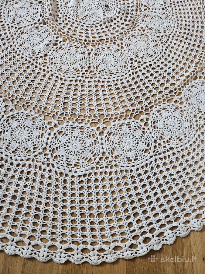 Rankų darbo bakta staltiesė - nuotraukos Nr. 2