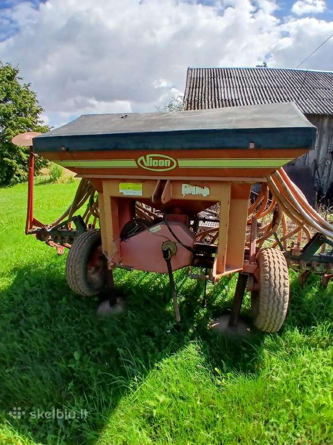 Grūdų sėjamoji - nuotraukos Nr. 2