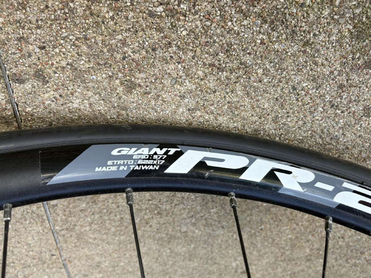 Giant Defy Advanced 2 plentinis dviratis - nuotraukos Nr. 6