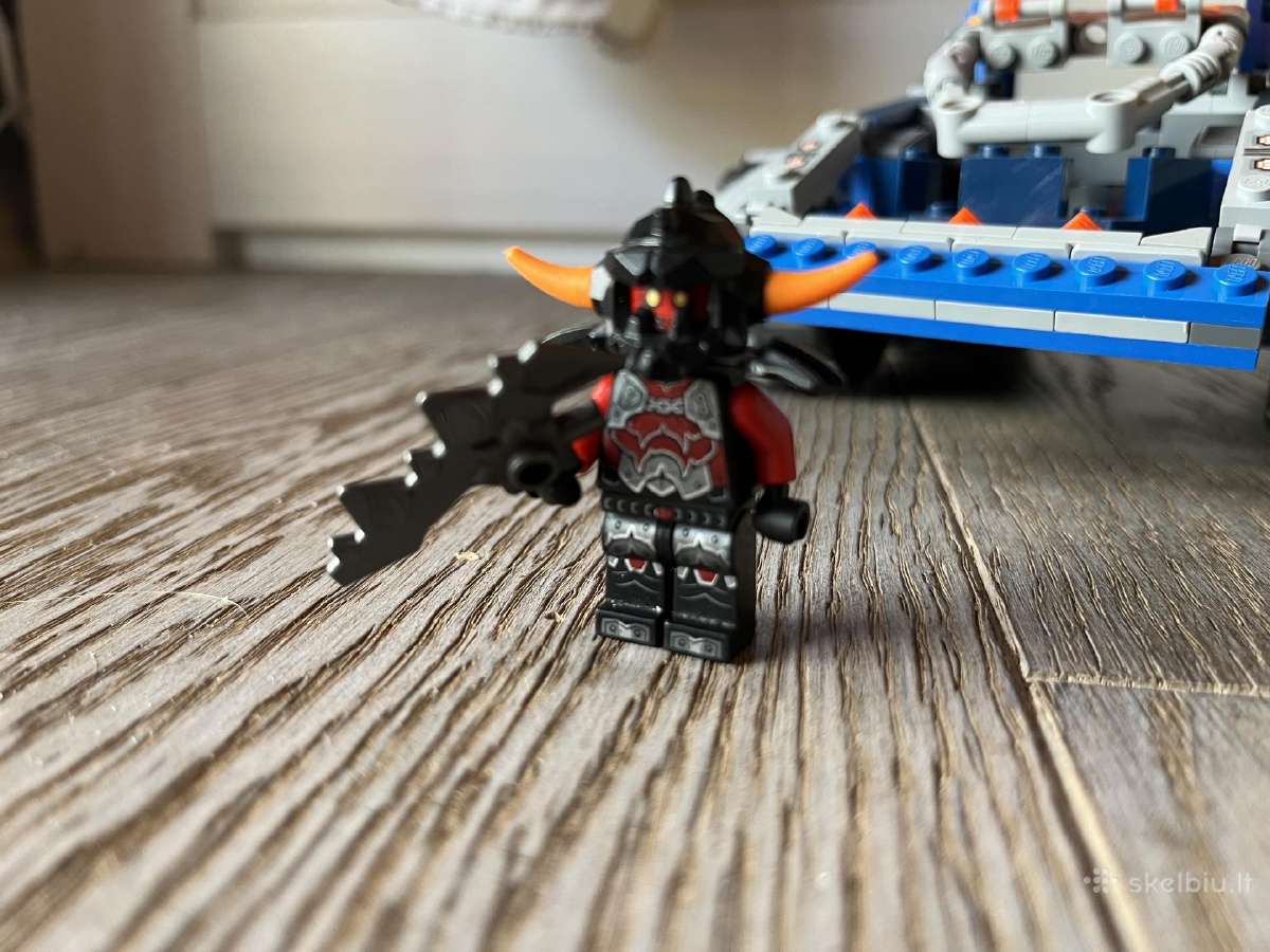 Lego Nexo Knights - Axl's Tower Carrier - 70322 - nuotraukos Nr. 8