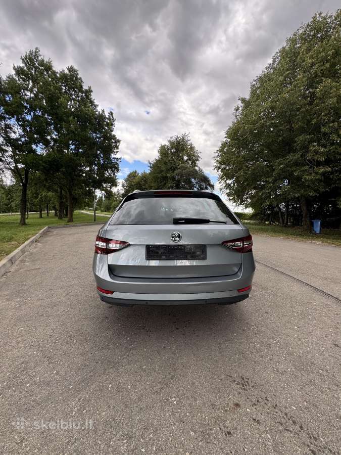 Škoda Superb 2.0 - nuotraukos Nr. 3
