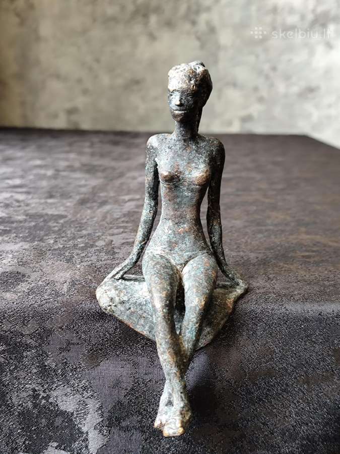 Senovinė bronzinė statulėlė - nuotraukos Nr. 3