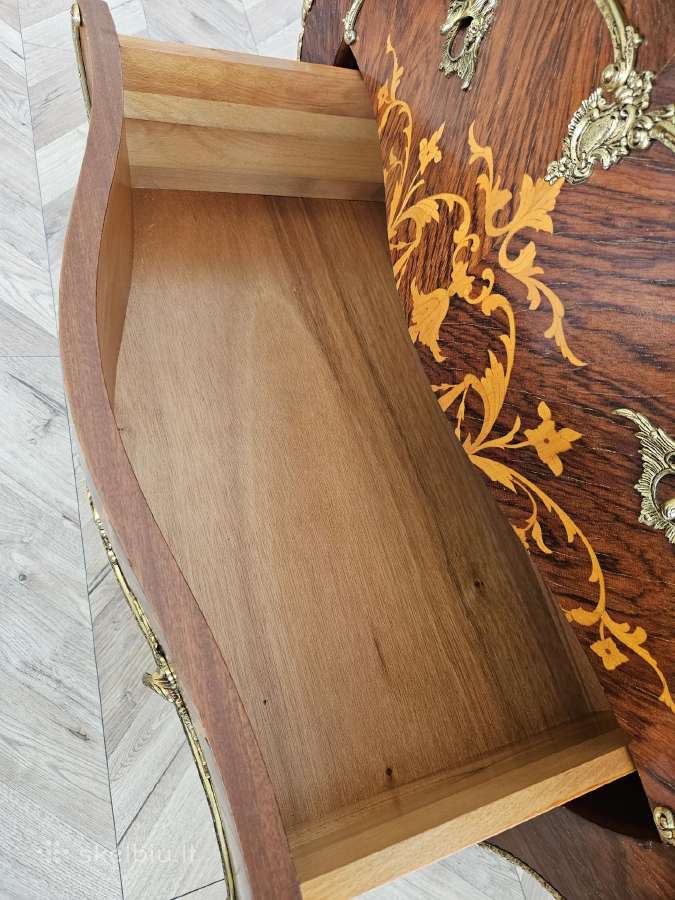Ispaniška vintažinė „bombe“ komoda su marmuru - nuotraukos Nr. 18