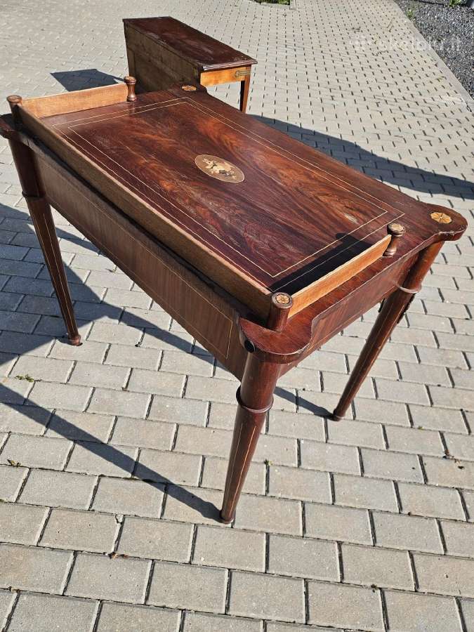 Antikvarinis rašomasis ar makiažo staliukas - nuotraukos Nr. 3