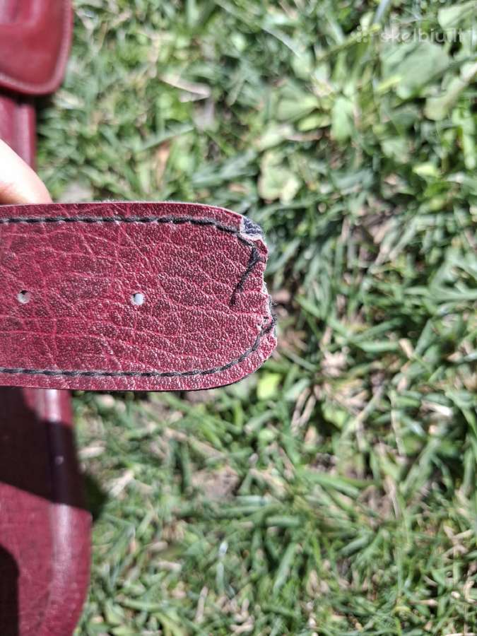 Parduodamas ryškus, retro stiliaus lagaminas - nuotraukos Nr. 7