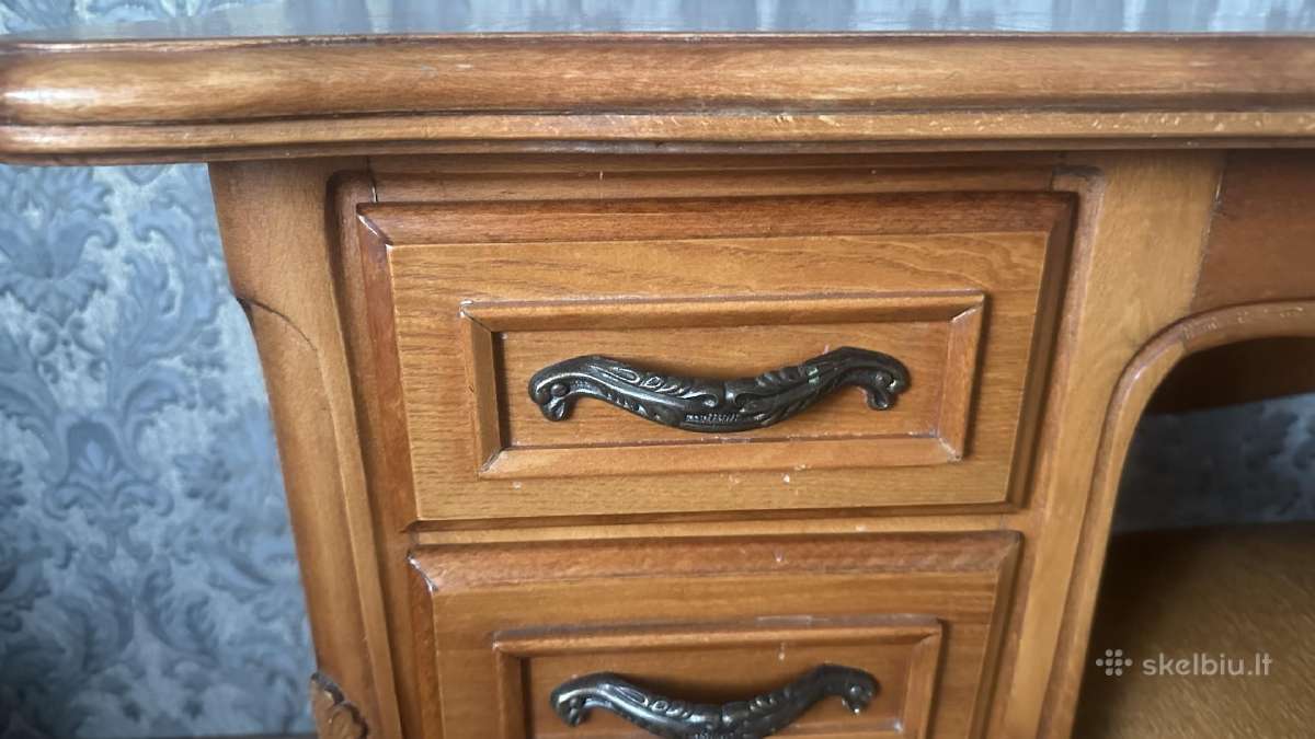 Klasikinio stiliaus kosmetinis staliukas ,kėdutė - nuotraukos Nr. 4