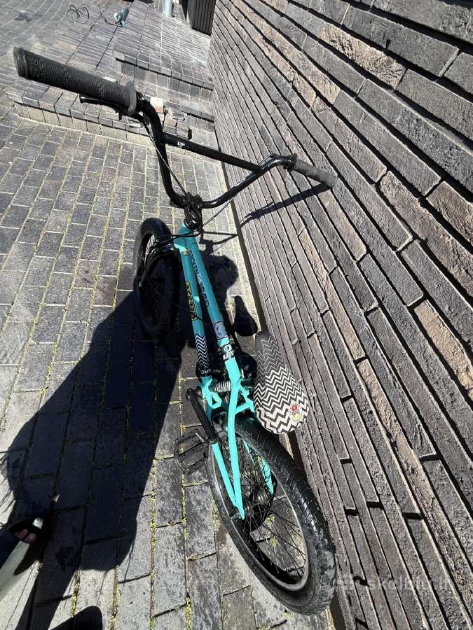 Poros metų senumo BMX dviratis - nuotraukos Nr. 4