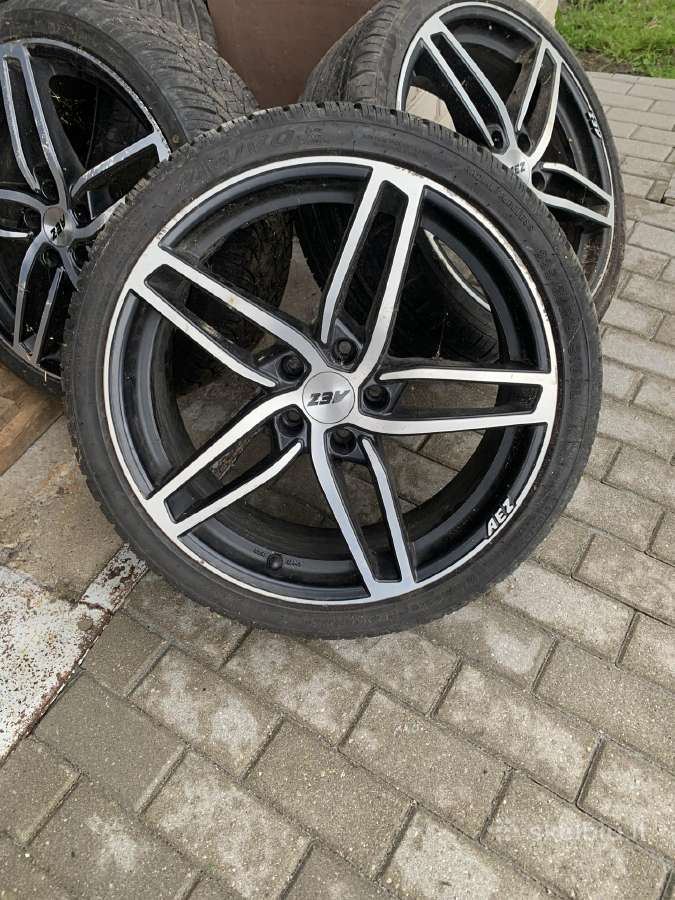 Parduodami ratlankiai 400€ - nuotraukos Nr. 2