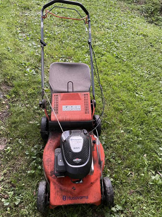Parduodame savaeigę žoliapjovę Husqvarna r147s - nuotraukos Nr. 3