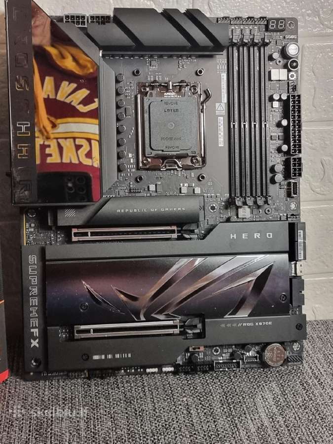 Asus Rog Crosshair X870e Hero Amd X870e Socket Am5 - nuotraukos Nr. 2
