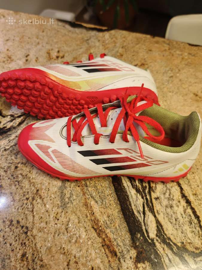 Futbolo batai Adidas F50 - nuotraukos Nr. 2