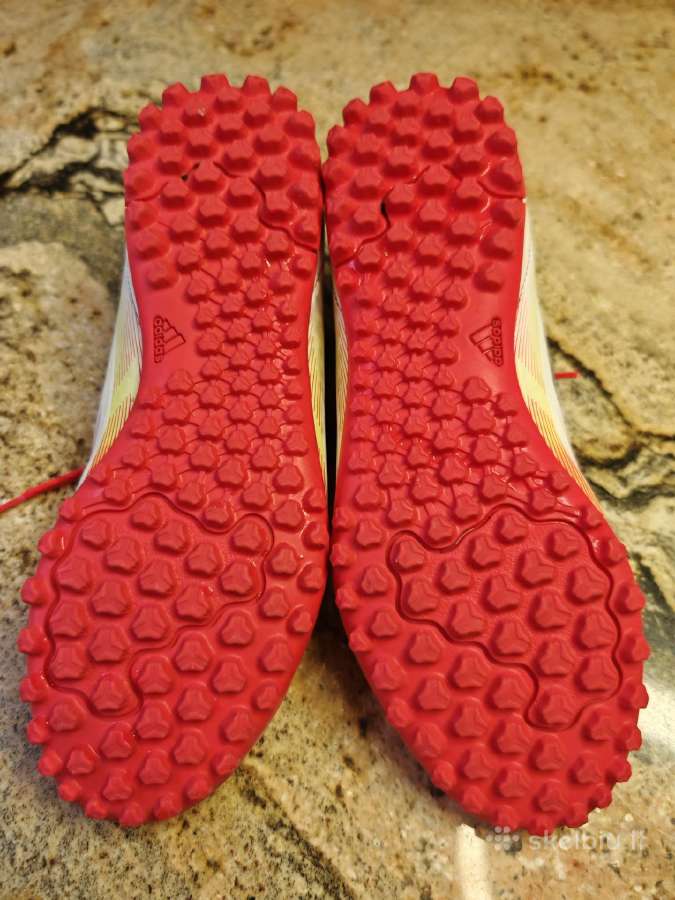 Futbolo batai Adidas F50 - nuotraukos Nr. 5