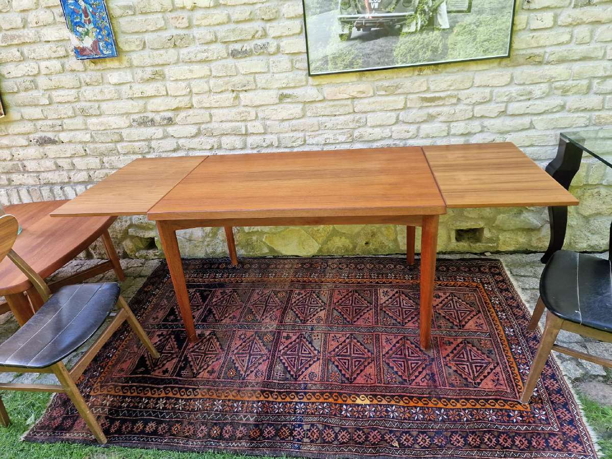 Vintažinis mid century tikmedžio valgomojo stalas - nuotraukos Nr. 2
