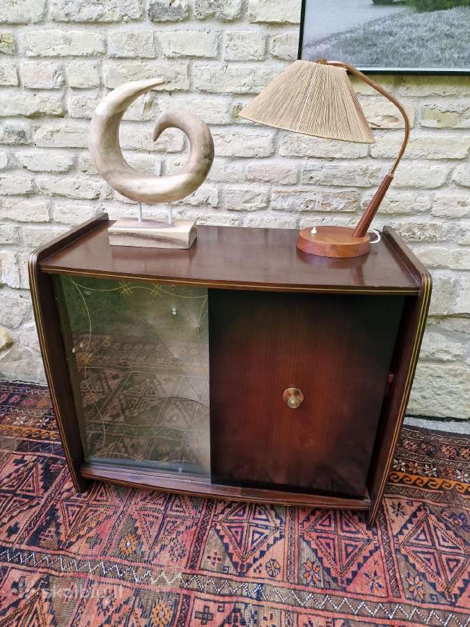 Vintažinė mid century riešutmedžio spintelė/baras - nuotraukos Nr. 6