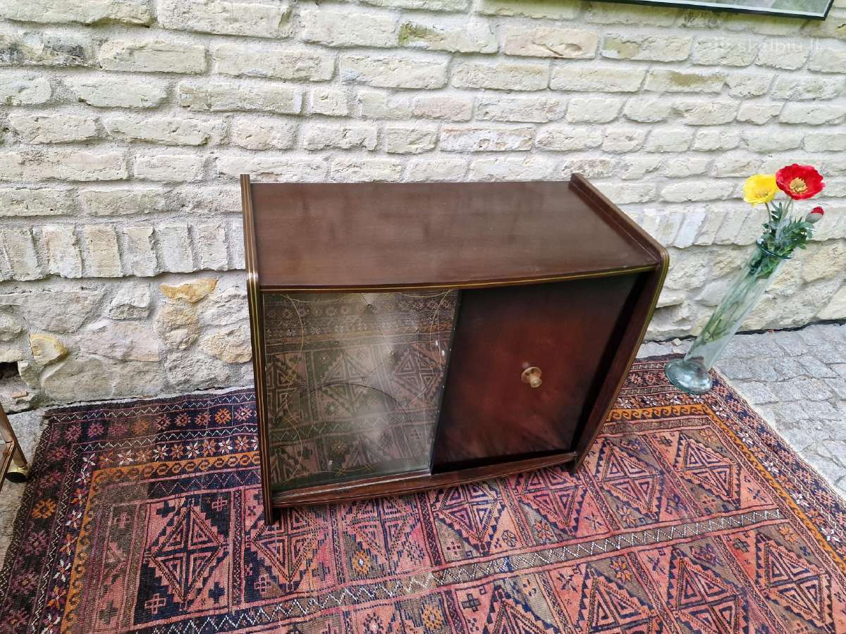 Vintažinė mid century riešutmedžio spintelė/baras - nuotraukos Nr. 14