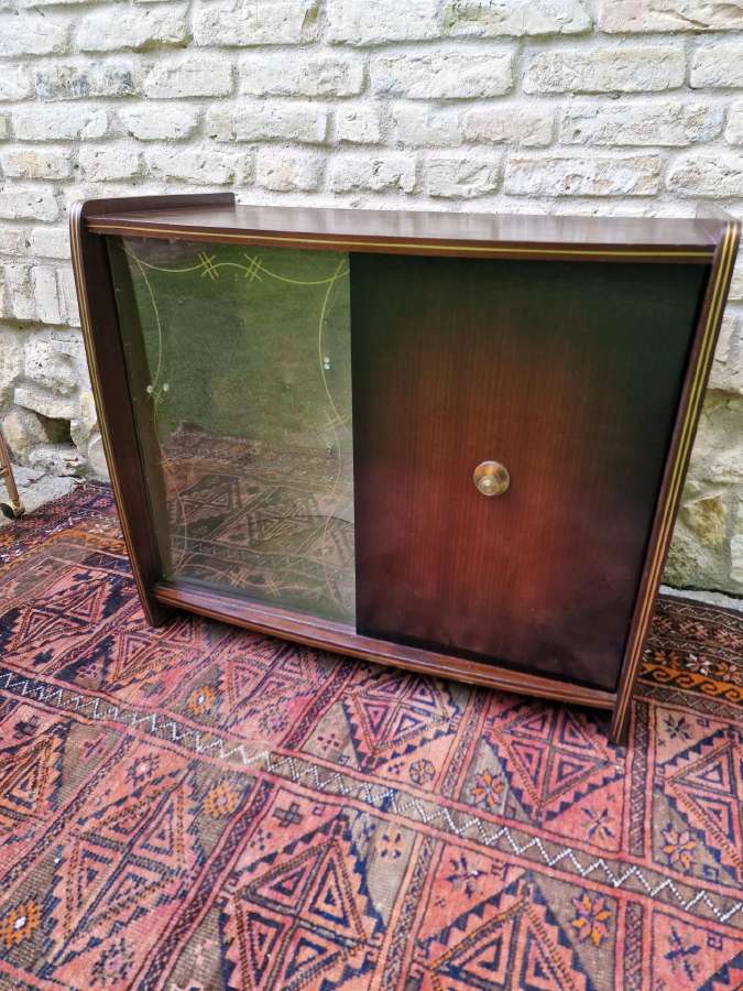 Vintažinė mid century riešutmedžio spintelė/baras - nuotraukos Nr. 25