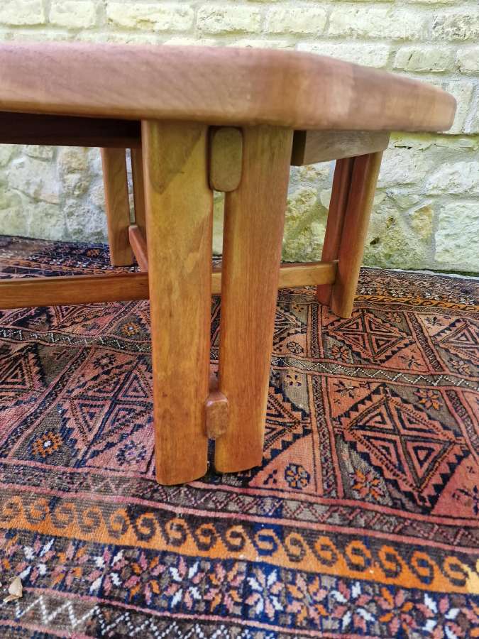 Vintažinis mid century tikmedžio kavos staliukas - nuotraukos Nr. 8