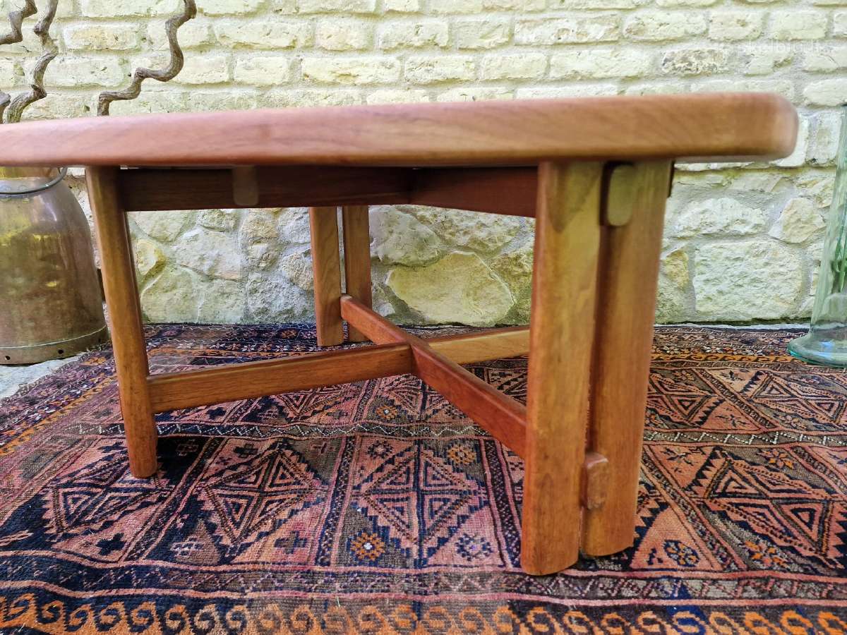 Vintažinis mid century tikmedžio kavos staliukas - nuotraukos Nr. 9
