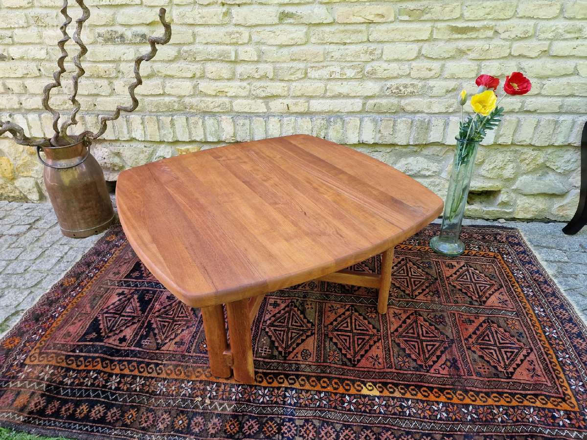 Vintažinis mid century tikmedžio kavos staliukas - nuotraukos Nr. 26