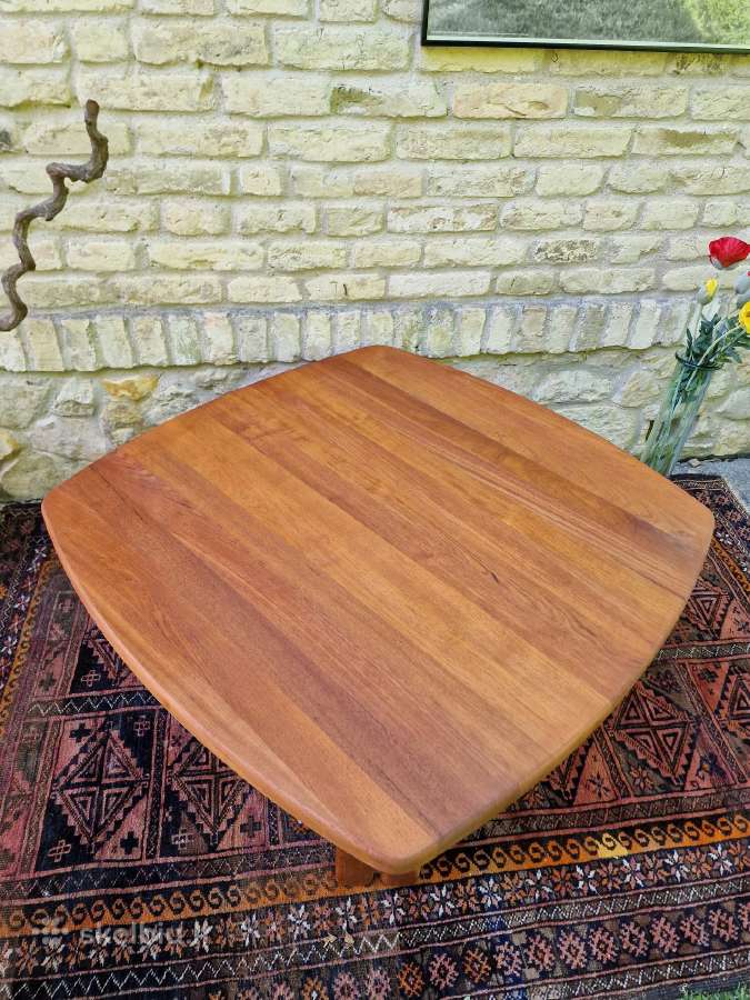 Vintažinis mid century tikmedžio kavos staliukas - nuotraukos Nr. 27