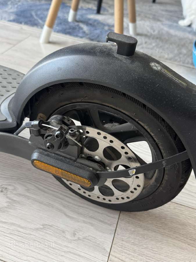 Ninebot F2 paspirtukas - nuotraukos Nr. 2