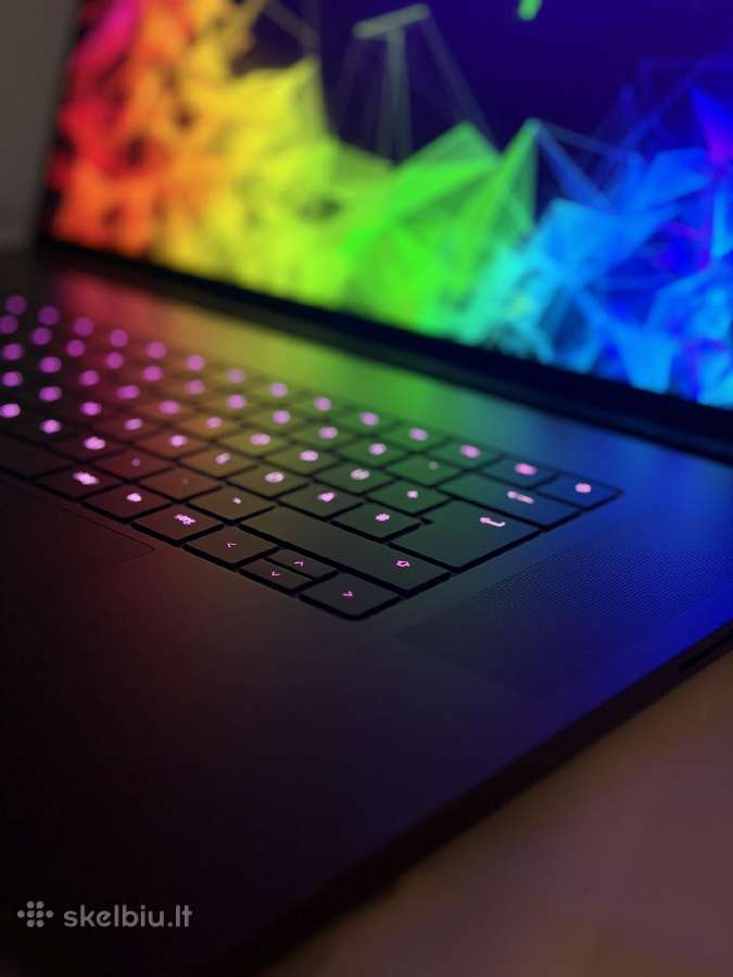 Razer gaming laptop 64gb ddr5 Rtx 4090 18coliu - nuotraukos Nr. 2