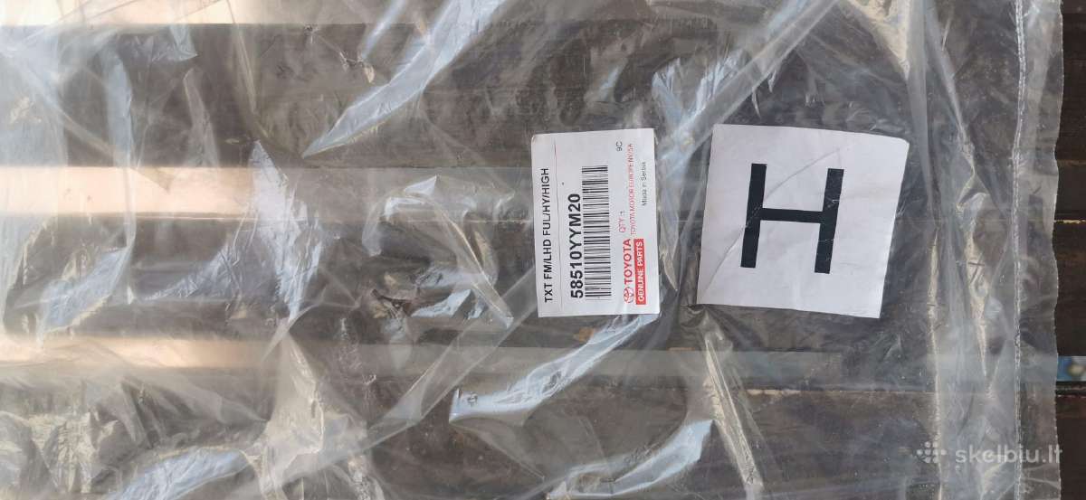 Parduodu Toyota Yaris III (2011-2019) kilimėlius - nuotraukos Nr. 5
