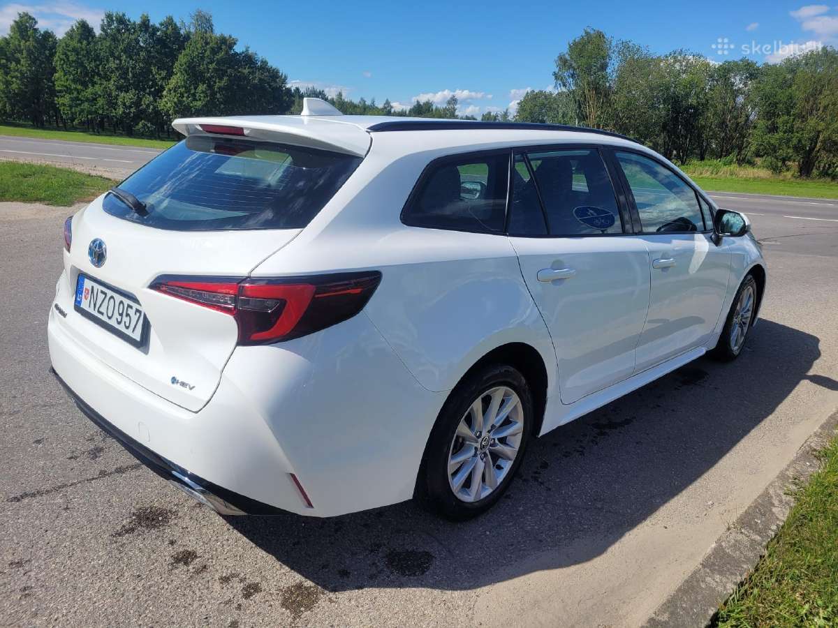 Toyota corolla 2024 nuoma - nuotraukos Nr. 4