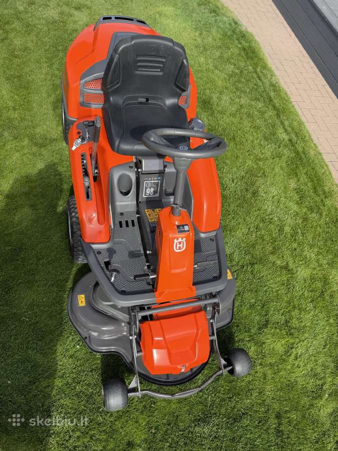 Sodo traktoriukas Husqvarna rider r214tc - nuotraukos Nr. 7