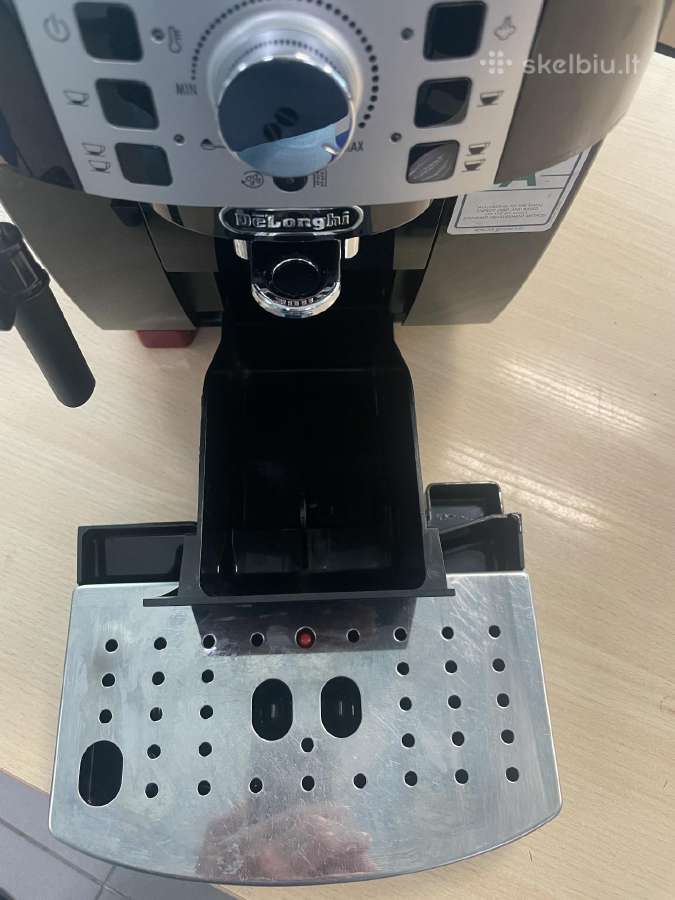 Kavos aparatas Delonghi Magnifica S - nuotraukos Nr. 4