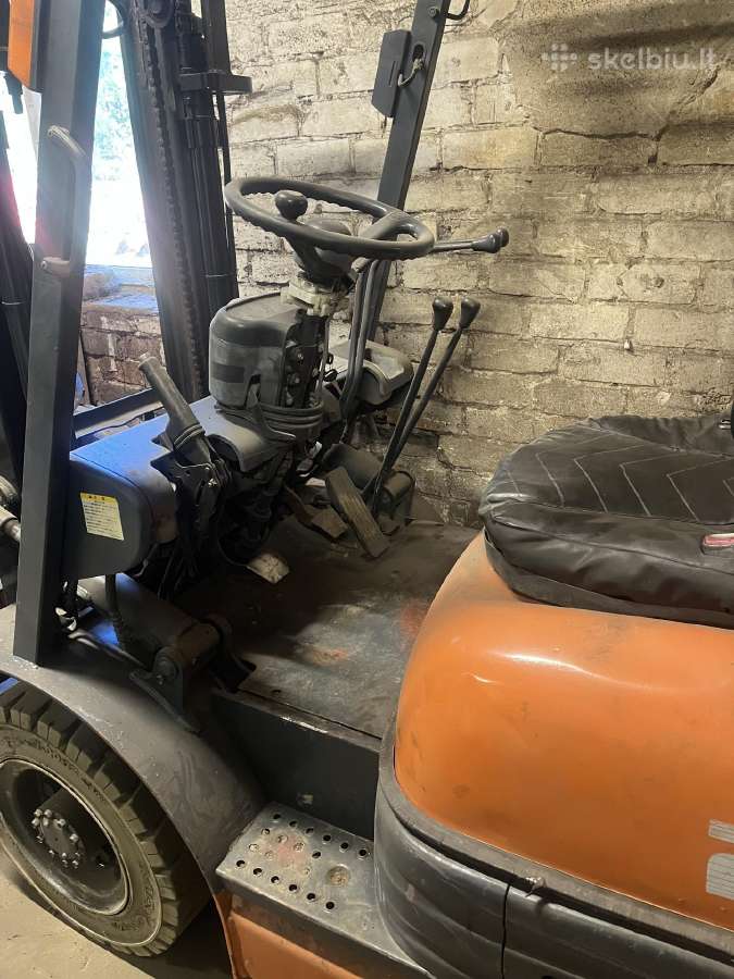 Toyota sakinis krautuvas 2t dyzelinis - nuotraukos Nr. 3