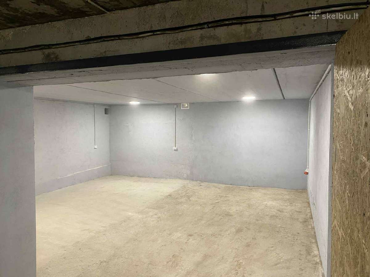 Išnuomojamas 36 m² garažas - nuotraukos Nr. 2