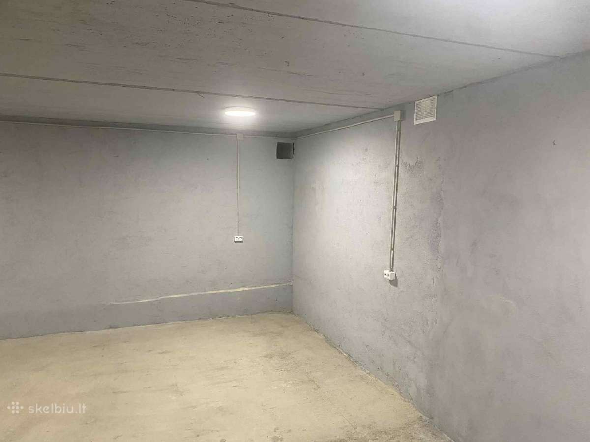 Išnuomojamas 36 m² garažas - nuotraukos Nr. 4