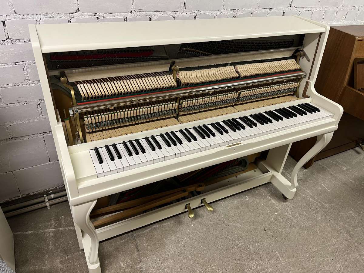 Pianinas - nuotraukos Nr. 4