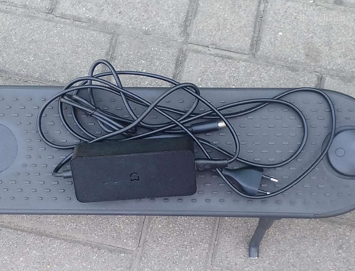 Xiaomi Mi Pro 2 elektrinis paspirtukas (Juodas) - nuotraukos Nr. 7