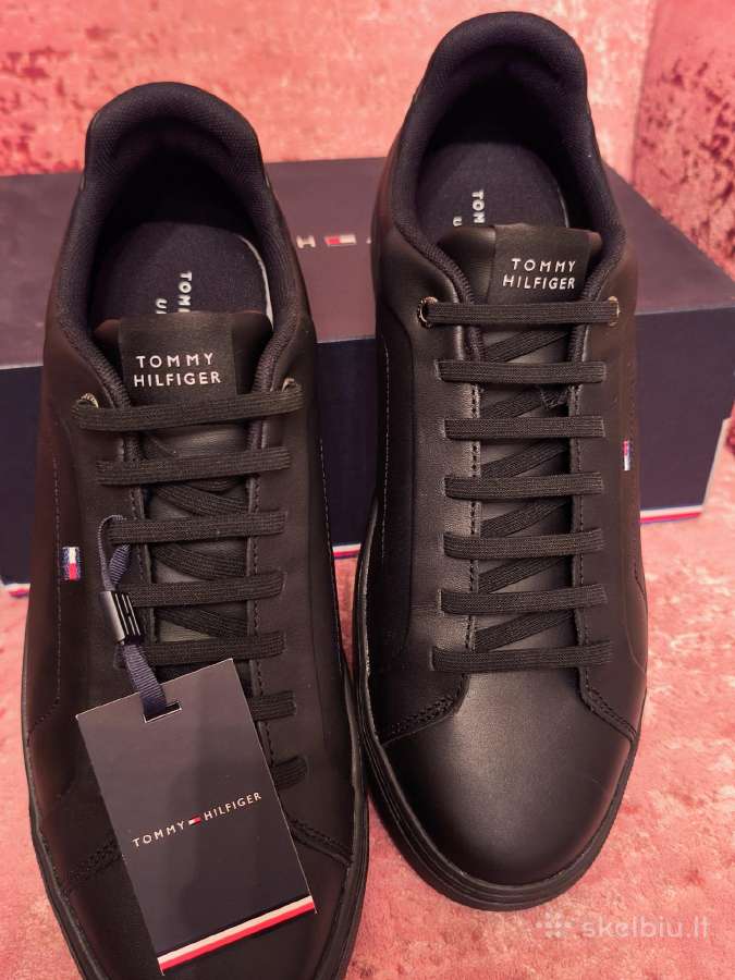 Vyriski kedai Tommy Hilfiger. - nuotraukos Nr. 2