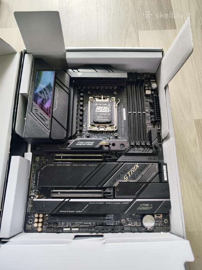 Asus rog strix gaming x670e-e - nuotraukos Nr. 2