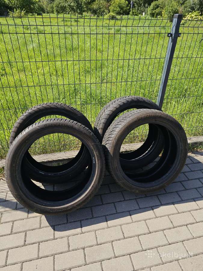 Bridgestone Blizzak 6 255/45 R20 padangų komplekta - nuotraukos Nr. 8