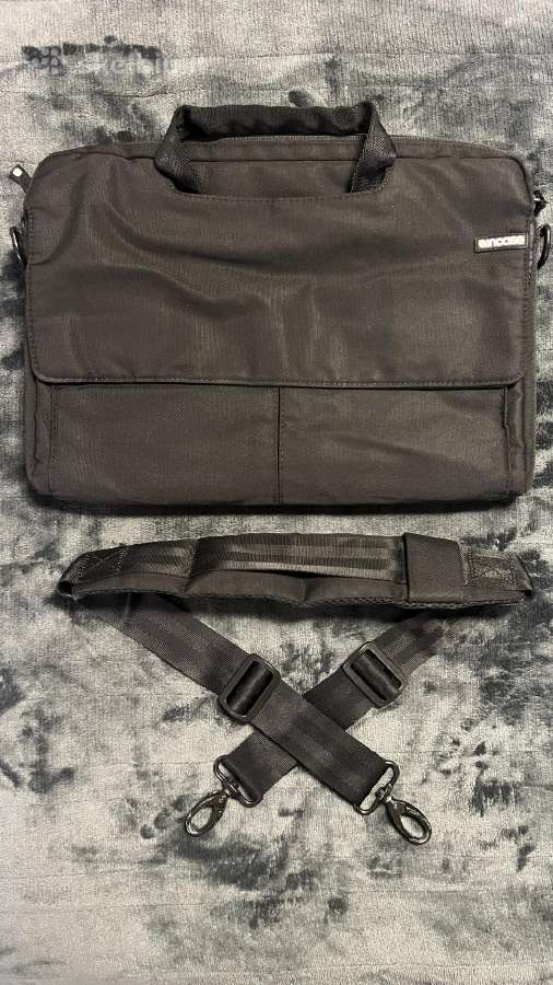 Incase MacBook Pro / MacBook Air dėklas - nuotraukos Nr. 3